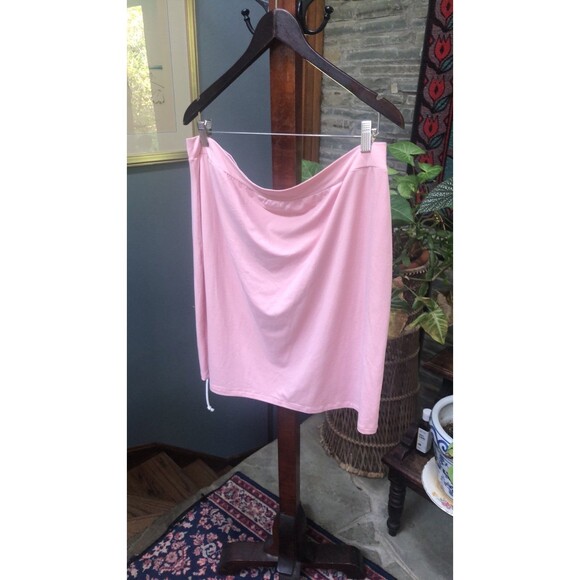 By Nadia Aboulhosn Baby Pink Crop Top and Tie Up Skirt Set 3X - Picture 9 of 10